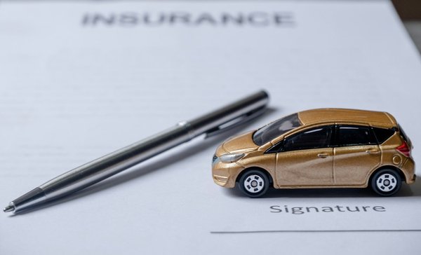 Changer d'assurance voiture : quand et comment bien le faire ?