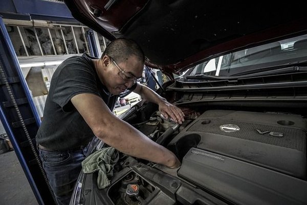 Visitez le garage van procenter mercedes pour un service exceptionnel
